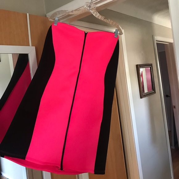 NEON PINK NEOPRENE SCUBA DRESS 🎀 - Picture 10 of 14